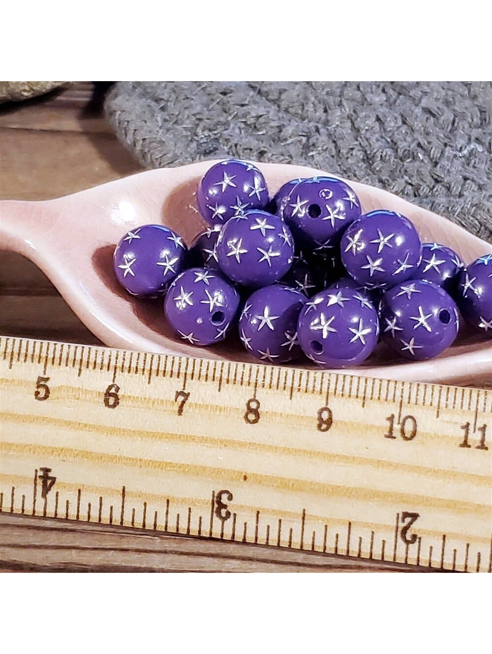 Vintage Retro Purple Silver Stars 12mm Round Acrylic Shabby Chic Beads 10 pcs - Picture 5 of 7